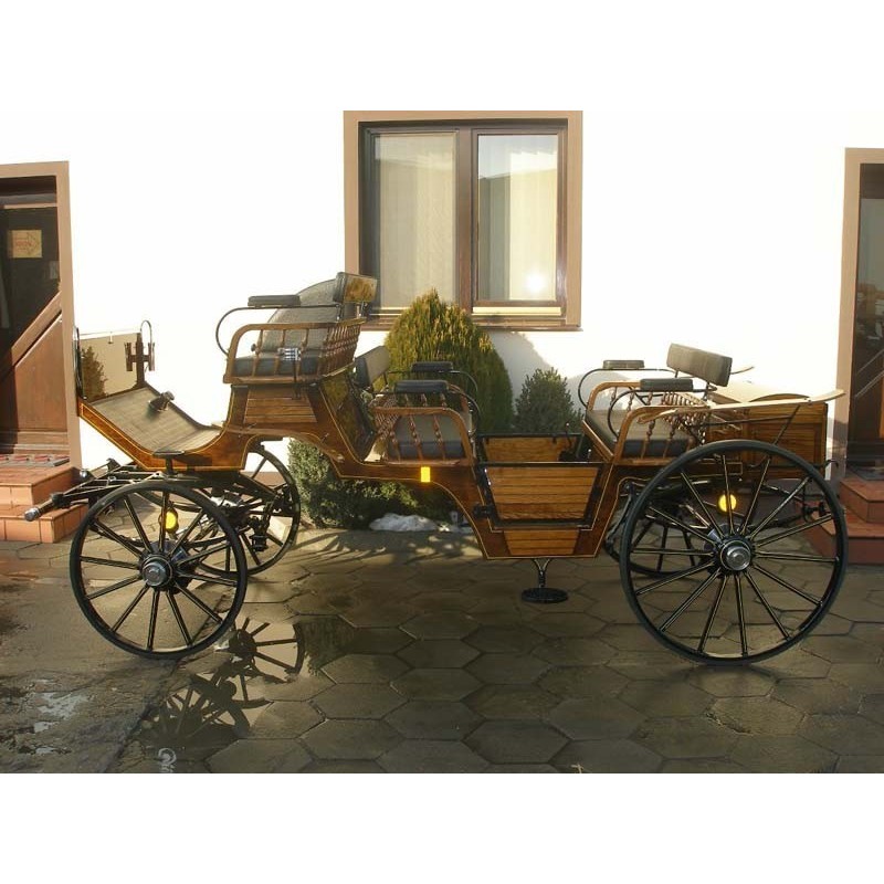 voiture attelage vis à vis