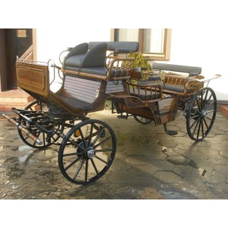 voiture attelage vis à vis