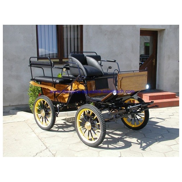 véhicule attelage hippomobile wagonnette poney