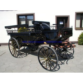 voiture hippomobile wagonnette pour atteler des chevaux