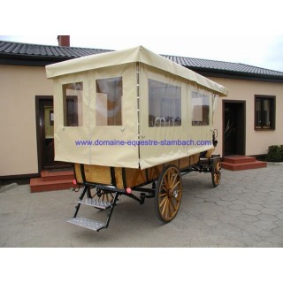 wagonnette attelage de loisir pour chevaux