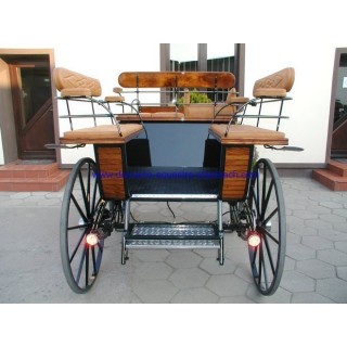 voiture hippomobile wagonnette linnzer pour atteler des chevaux