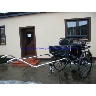 gig ou sulky hippomobile dominiak attelage poney anes