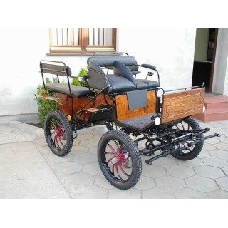 Wagonnette poney dominiak