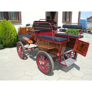 Wagonnette poney dominiak