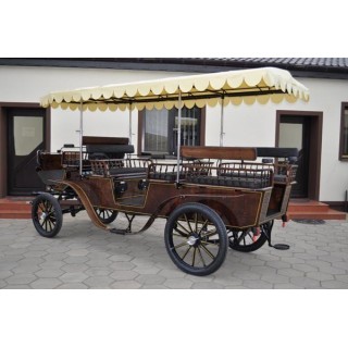 voiture hippomobile wagonnette pour atteler des chevaux