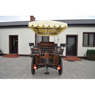 voiture hippomobile wagonnette pour atteler des chevaux