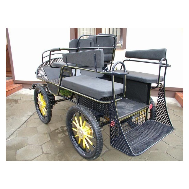 Voiture d'attelage pour atteler 2 chevaux