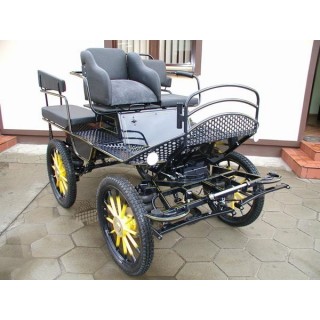 voiture attelage hippomobile marathon loisir avec roue  pneumatique