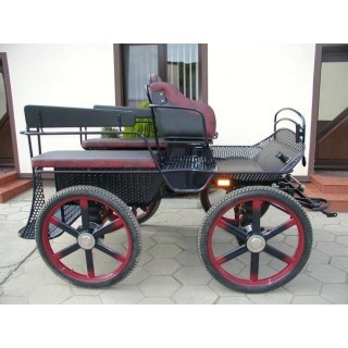 voiture attelage hippomobile marathon loisir avec roue  pneumatique