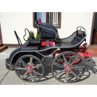 voiture attelage hippomobile 4 chevaux marathon