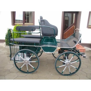 voiture training hippomobile