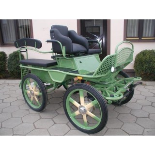 voiture attelage chevaux ou anes