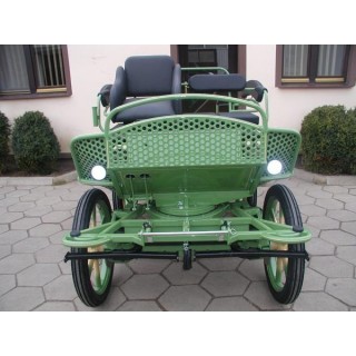 voiture attelage chevaux ou anes