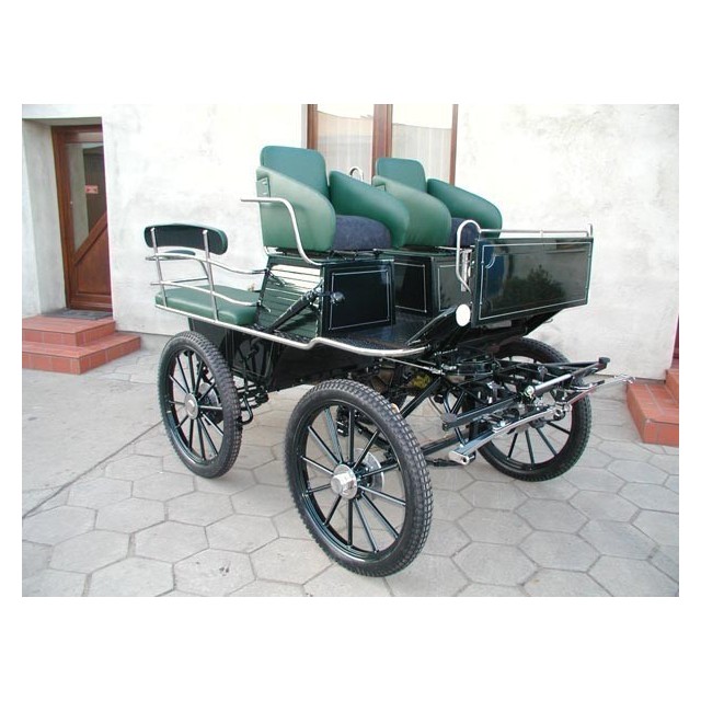 voiture hippomobile wagonnette pour atteler des chevaux