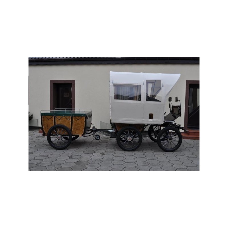 voiture wagonnette avec toit pour atteler chevaux