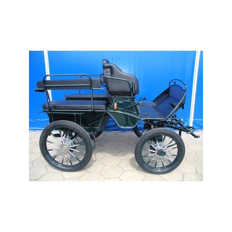 voiture hippomobile wagonnette pour atteler des chevaux