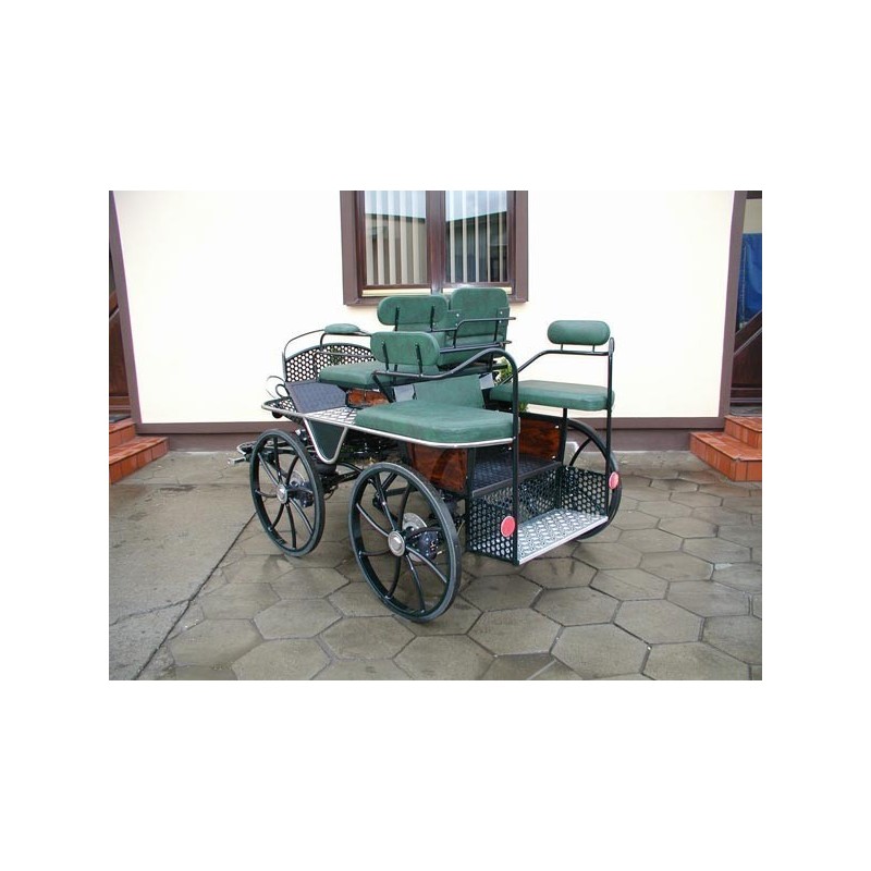 véhicule hippomobile d'attelage